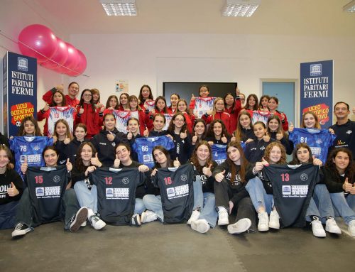 L’Istituto Paritario Fermi di Carpi premia le atlete della pallavolo